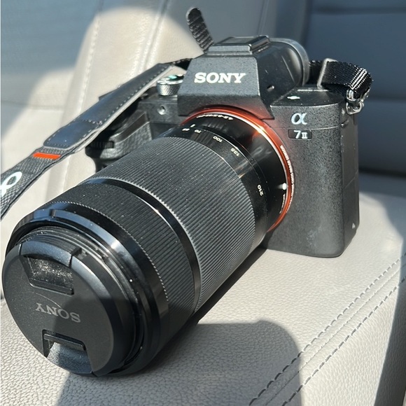 Sony Cameras, Photo & Video Sony A7ii Digital Mirrorless Camera W Sony 552mm Zoom Lens